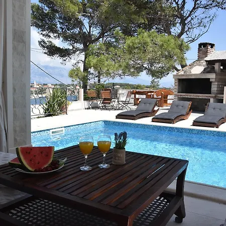 펜션 Sky With Stunning View Selca (Brac)