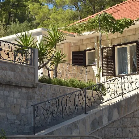 Sky With Stunning View * Selca (Brac)