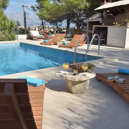 Sky With Stunning View *